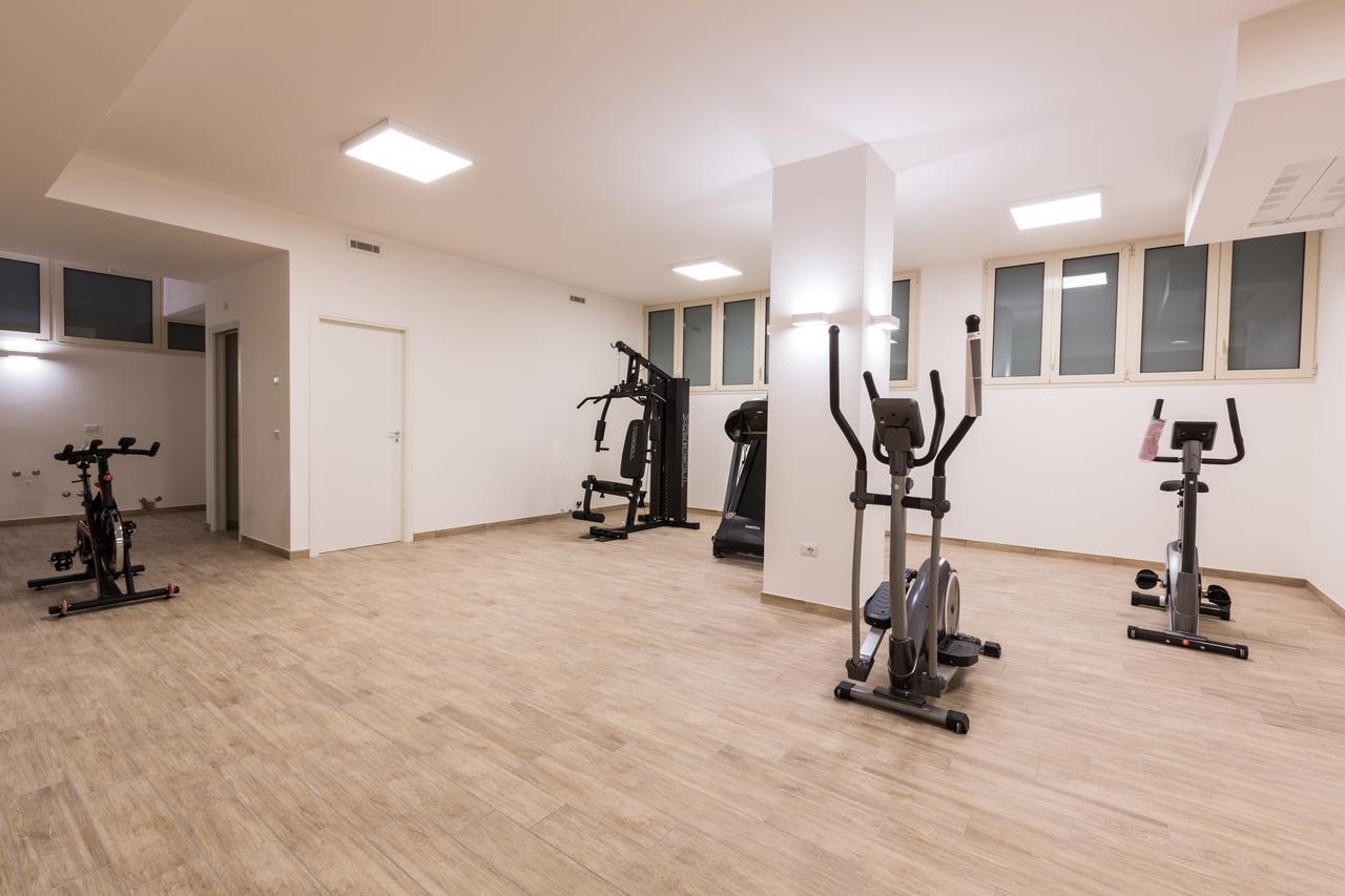 Residence Perla Verde Риччоне Экстерьер фото