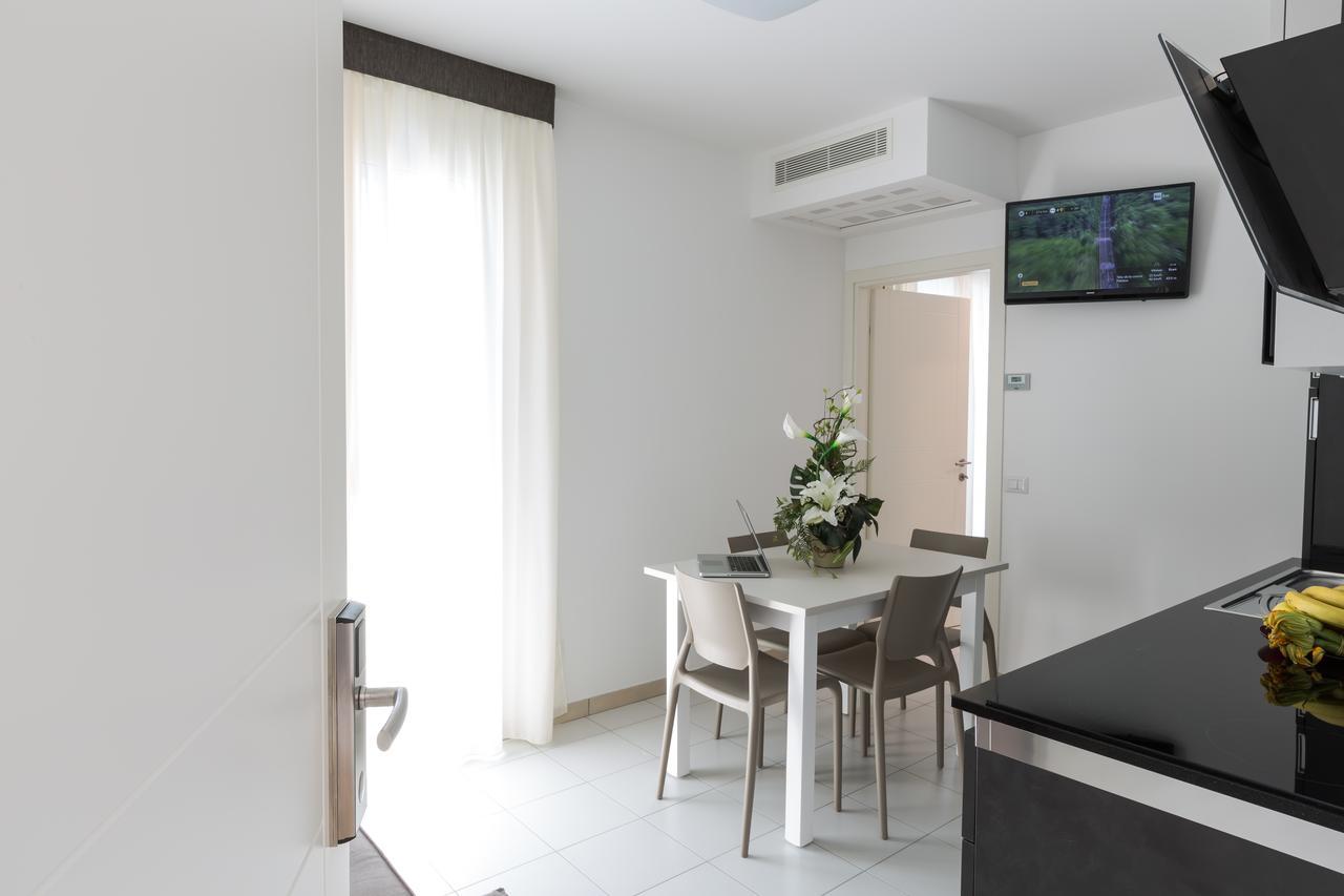 Residence Perla Verde Риччоне Экстерьер фото