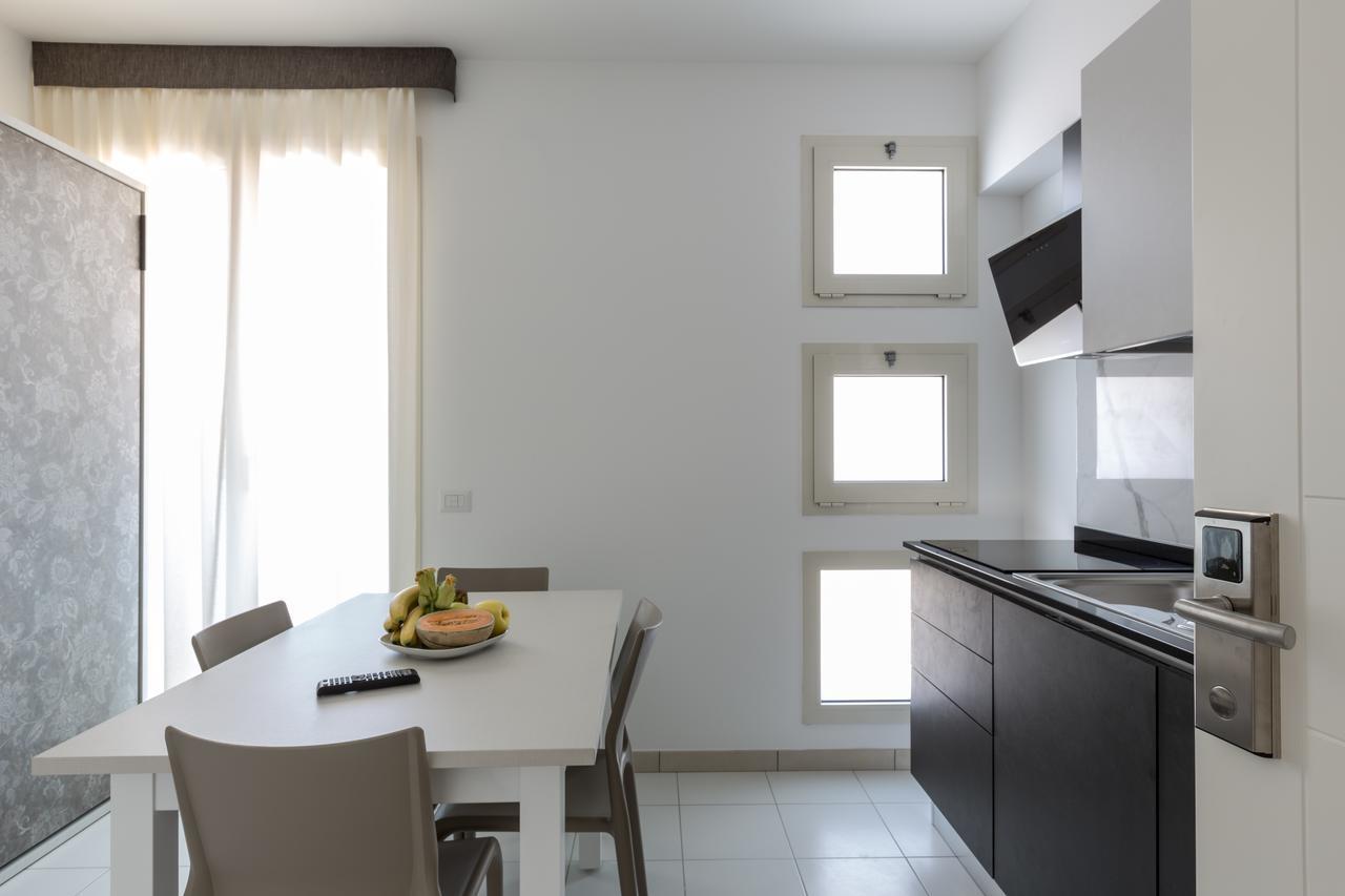 Residence Perla Verde Риччоне Экстерьер фото
